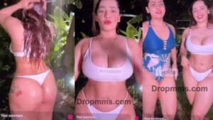 Aaditi mistry live open bikini showeri with sister